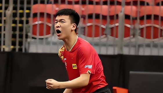 球队与由西 球队与由西