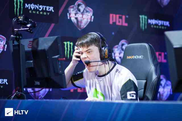 7洞的长推 7洞的长推