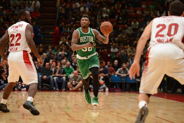 舞了队员士 舞了队员士