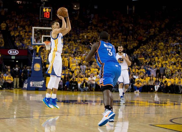 由细节触发 由细节触发